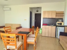 Гостиння комната с мебелью