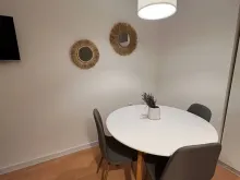 стол