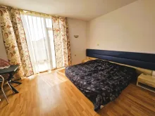 кровать