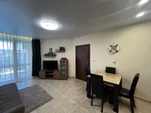 Обеденный стол