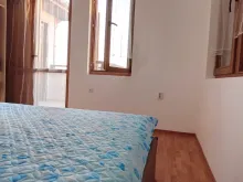 двухспальная кровать