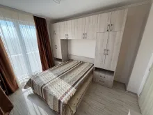 двухспальная кровать