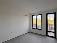 окна в гостиной комнате