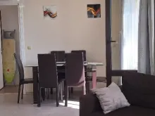 диван в гостинной