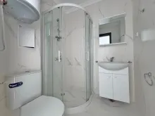 санузел с душевой кабиной