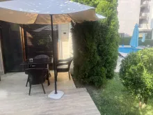 зелёный дворик