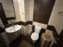м