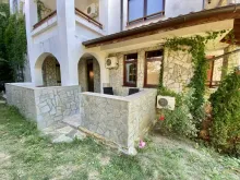 Etera 3 – Dinevi Resort | Трёхкомнатная квартира у моря с садовым двориком