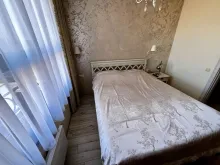 двухспальная кровать