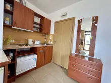 вид на встроенную кухню
