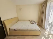 кровать