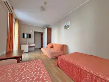 Меблировка и интерьер