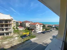 частичный вид на море из террасы