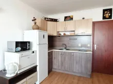 кухонная мебель и техника