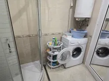 Совмещенный санузел с душевой кабиной