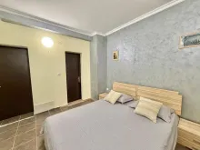 Кровать в комнате