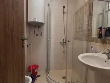 Совмещенный санузел с душевой кабиной