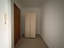 шкаф в прихожей