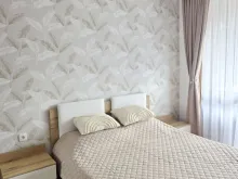 двухспальная кровать