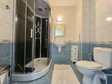 душевая кабина в ванной