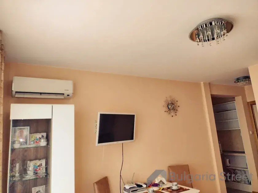 телевизор в студии