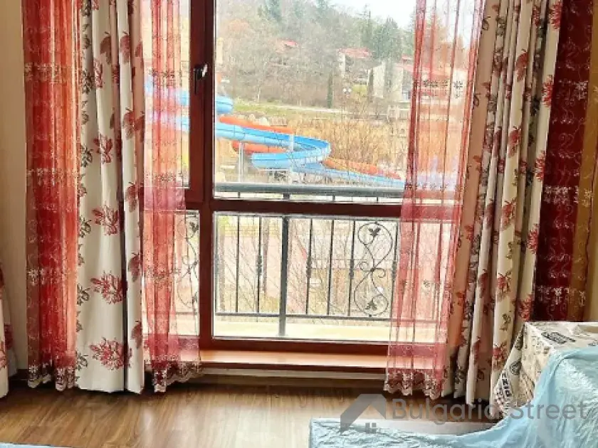 выход на террасу из спальни