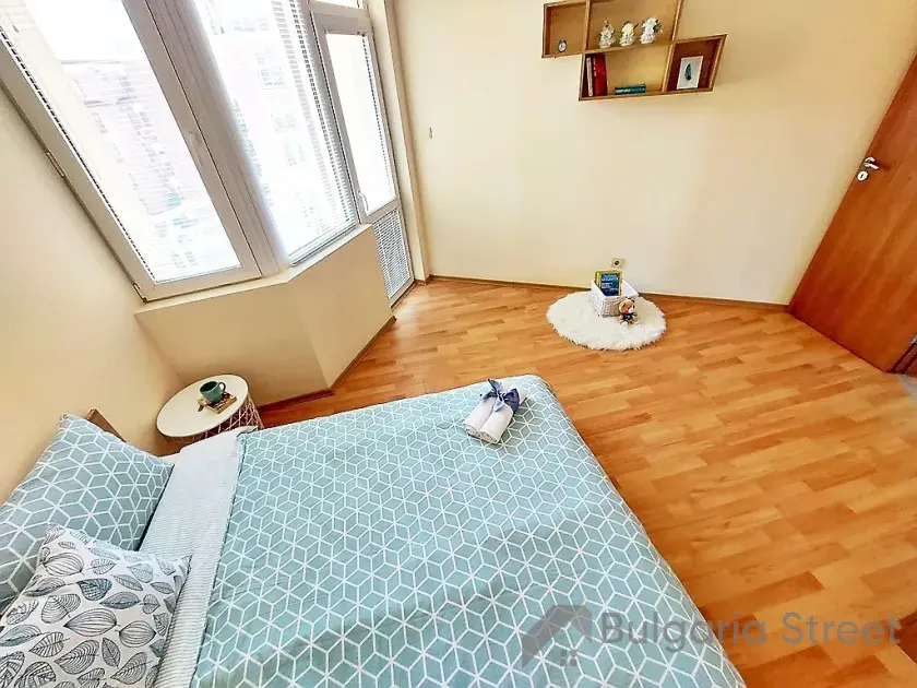 спальня с выходом на террасу