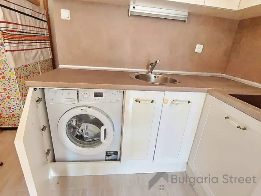 стиральная машина в квартире