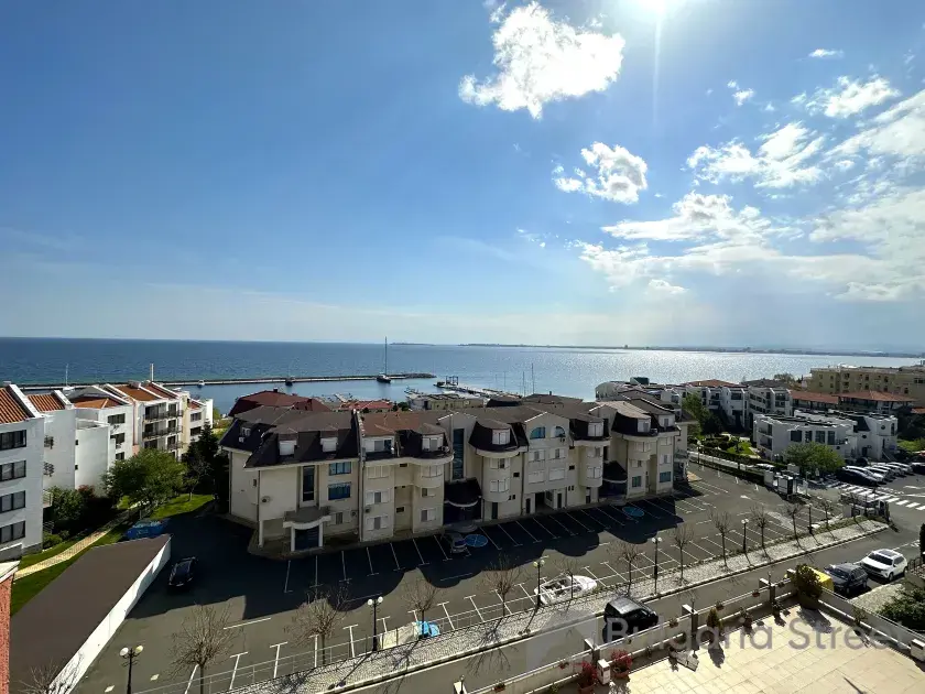 Вид на море с балкона