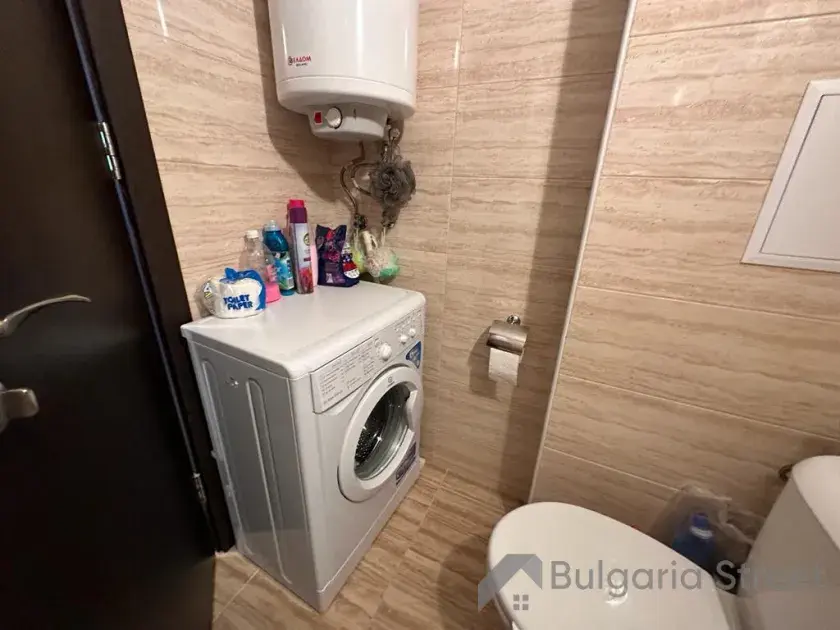 стиральная машина в ваной