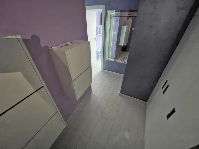 прихожая, шкаф