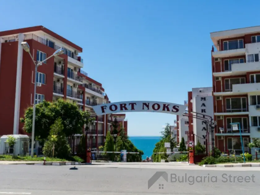 вход на территорию комплекса