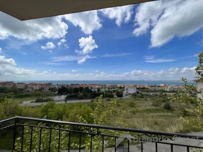 панорамный вид на море с террасы