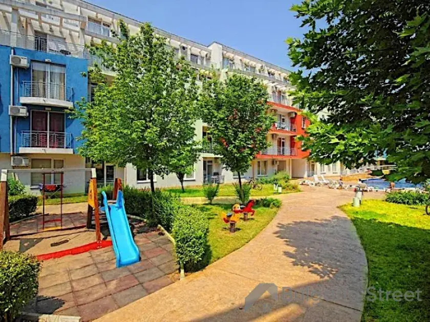 Территория комплекса