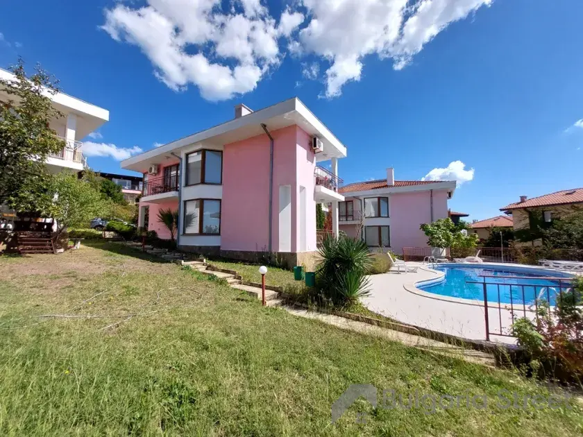 бассейн, жилой дом в комплексе Pink Villas