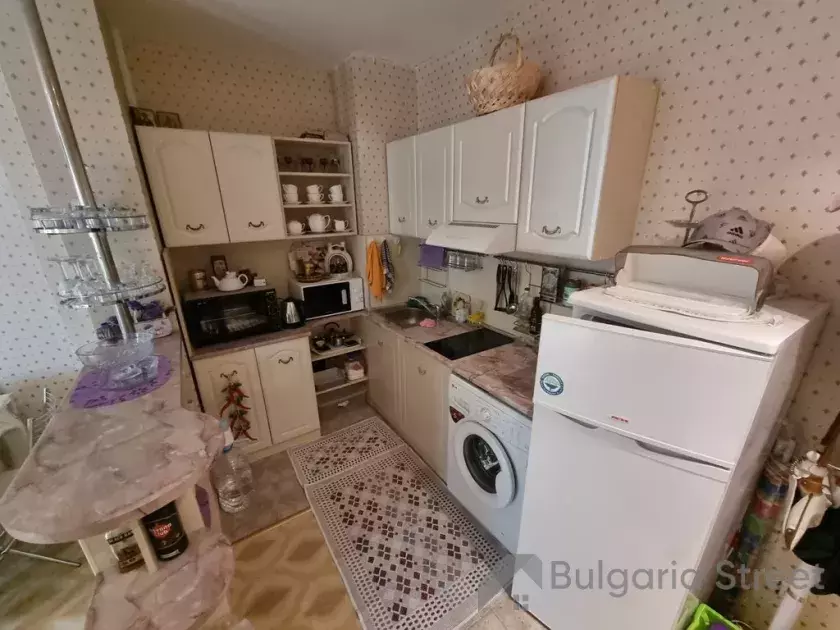 мини-кухня, холодильник