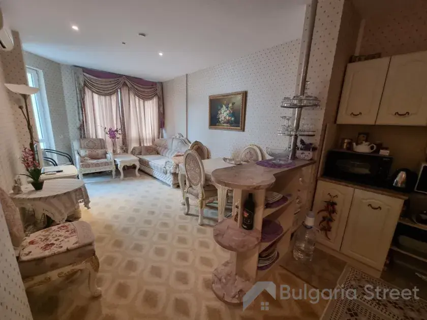 Квартира с интерьером в стиле барокко
