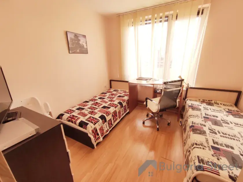2 кровати