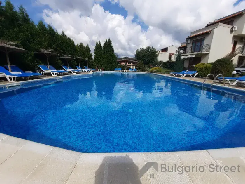 Бассейн