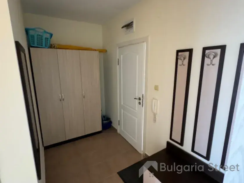 Шкаф прихожей