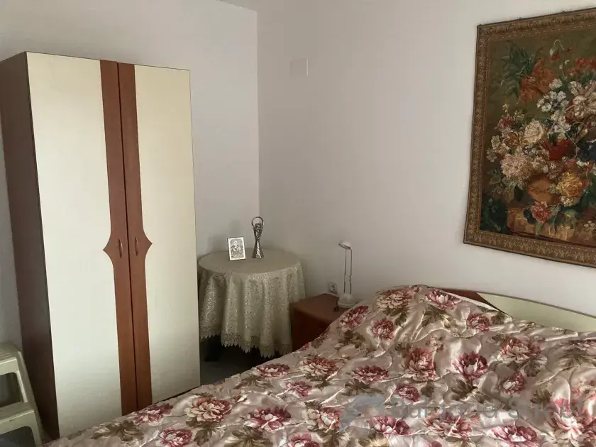 шкаф, кровать