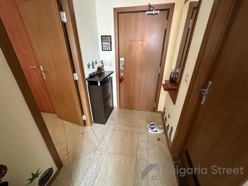 Прихожая