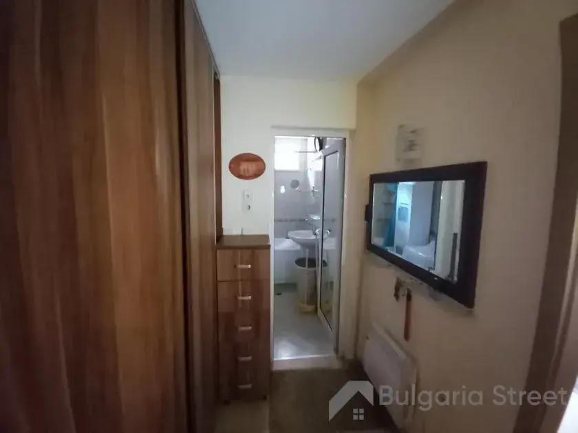 А прихожая