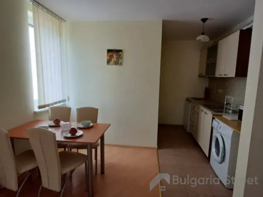 Кухонная ниша и стол