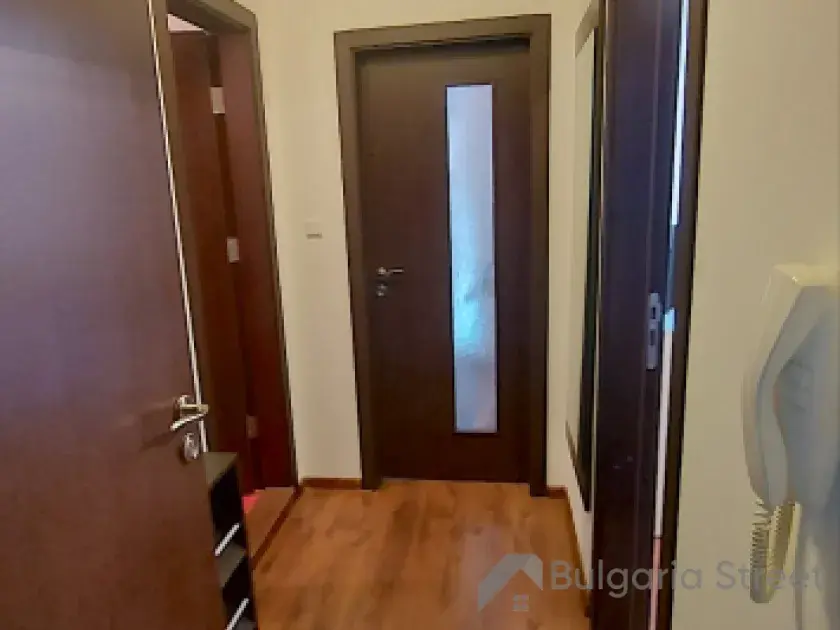 Прихожая