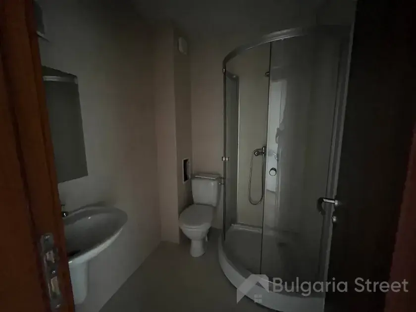 душевая кабина в ваной комнате