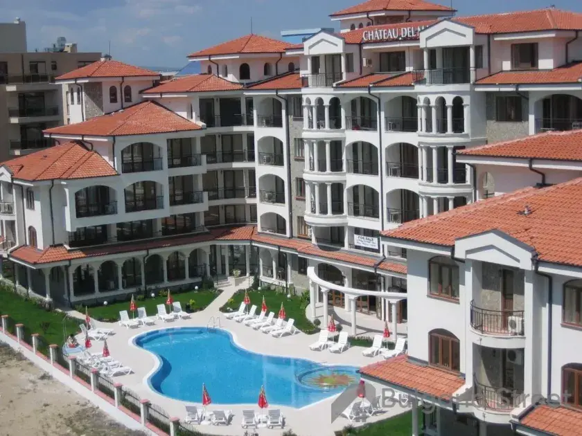 фасад комплекса Chateau del Mar