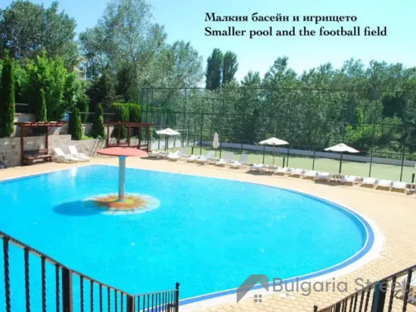 бассейн