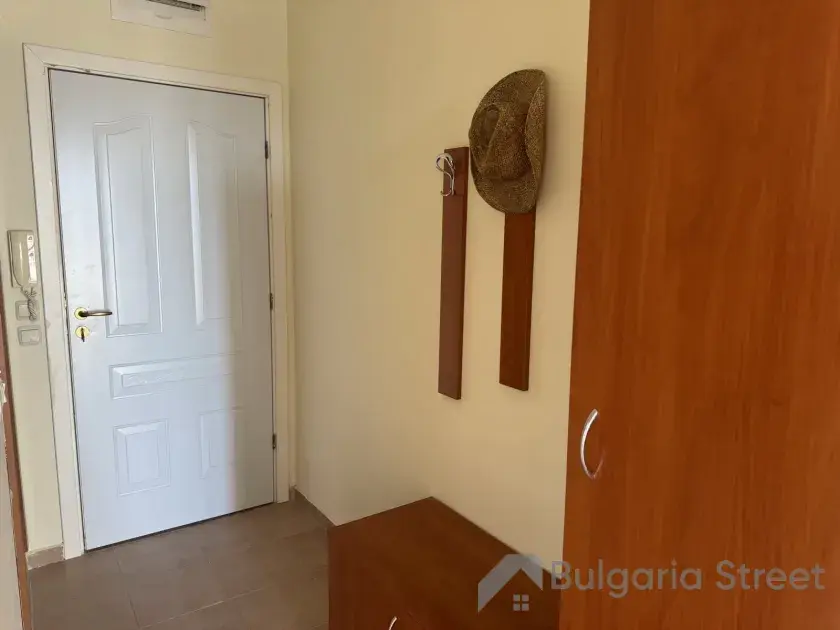 Прихожая
