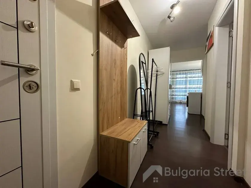 Прихожая